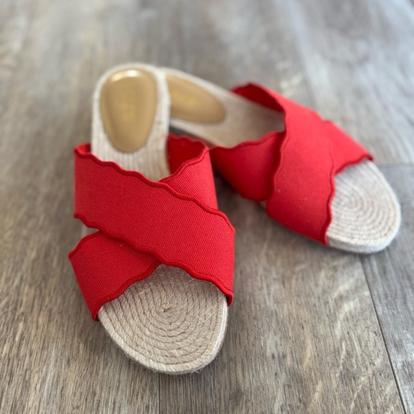 NWOT! J. Crew Factory Scalloped slide sandals - Canvas & Espadrille Sole - Red - Picture 6 of 7